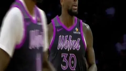 新加坡雄狮勇挡马来虎猛攻，顺利晋级亚细安足球锦标赛四强