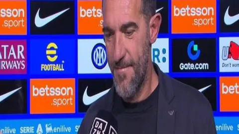 “特鲁姆普英锦赛爆冷淘汰，李行不敌傅家俊无缘八强”