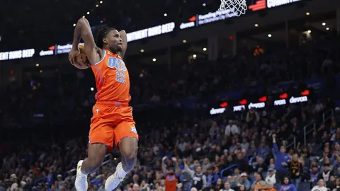 西班牙与荷兰半场点球对决，奥亚萨瓦尔立功记